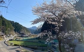 花緑里-Hanamidori-菅田ほたるの里 岐阜下呂関田園里山リゾート